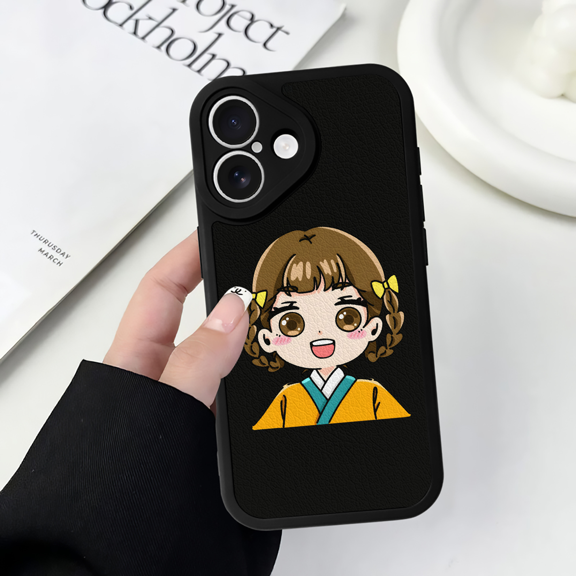 薬屋のひとりごと The Apothecary Diaries 【iPhone 16シリーズ対応】シリコンスマホケース（レザー調） 材質：シリコン